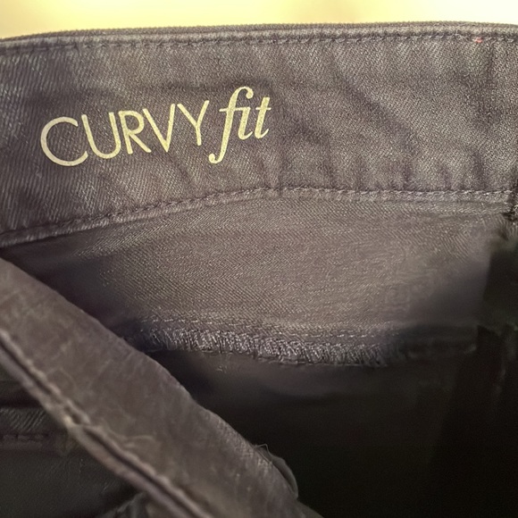 Ann Taylor Curvy Fit Jeans - Picture 4 of 8
